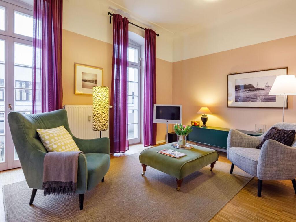 Apartment In *